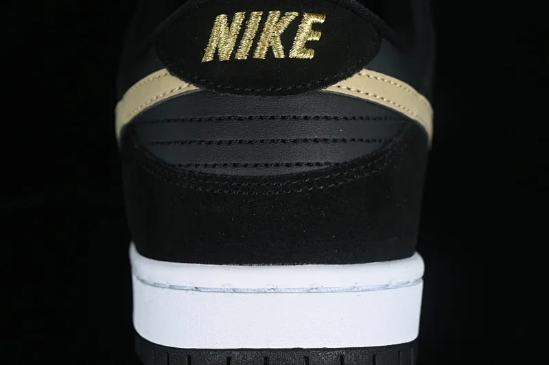 All categories Nk SB Dunk series Nk SB Dunk Low low-top sneakers K version Nk SB Dunk Low black and white gold dunk series low-top casual sports skateboard shoes BQ6817-002